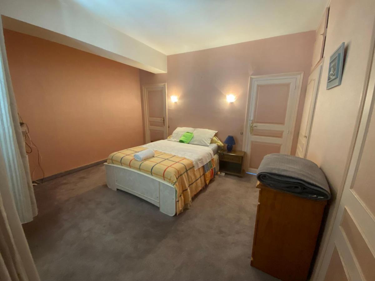Four A Ban Apartment Mer Екстериор снимка