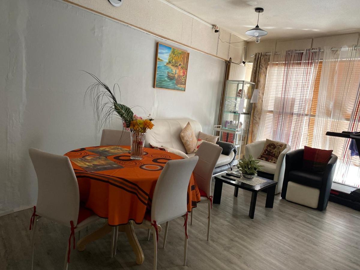 Four A Ban Apartment Mer Екстериор снимка